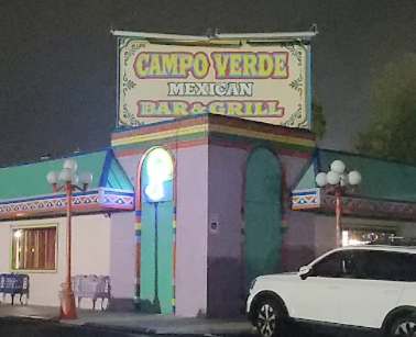 Campo verde exterior
