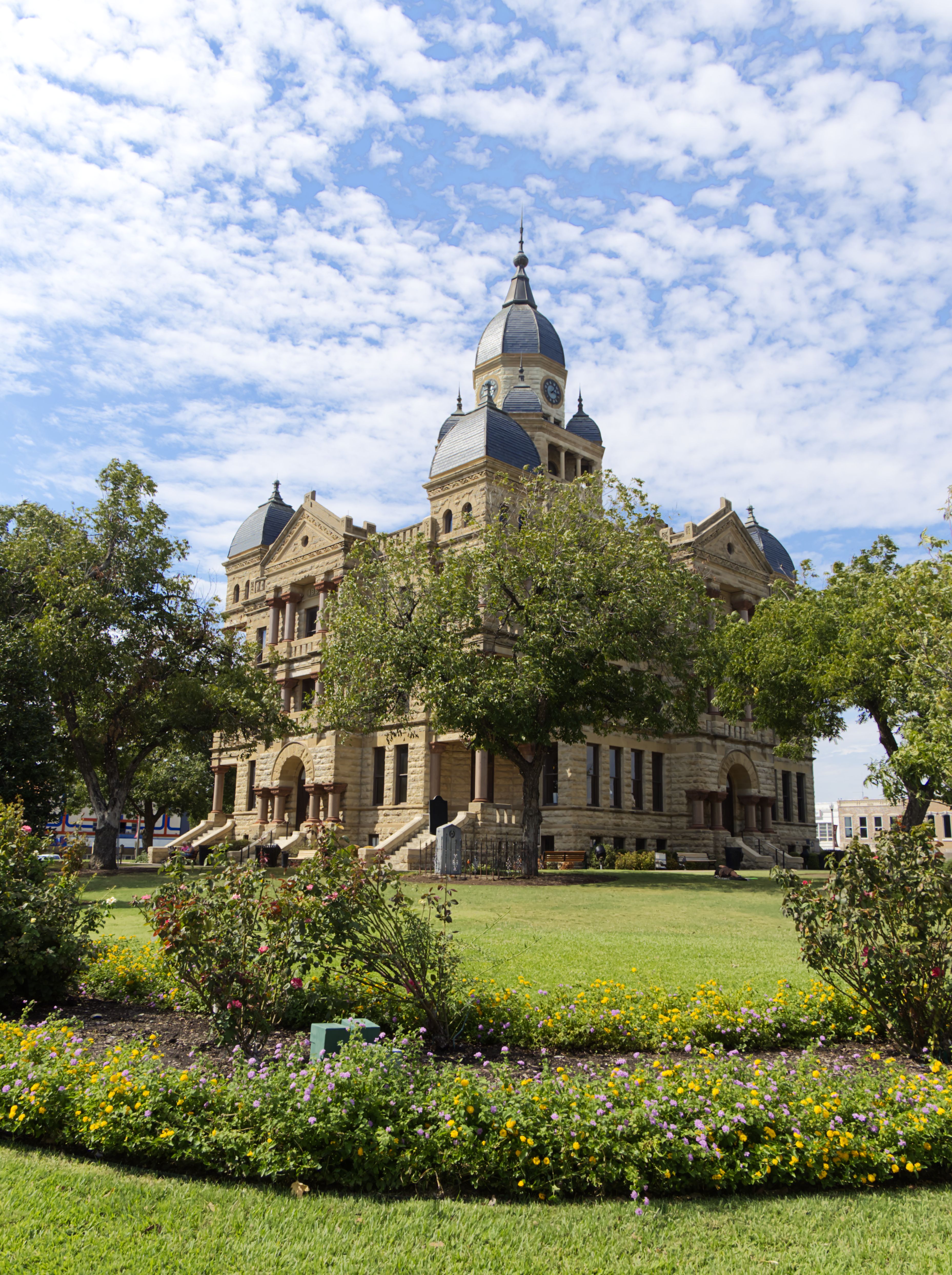 traditional courthouse
